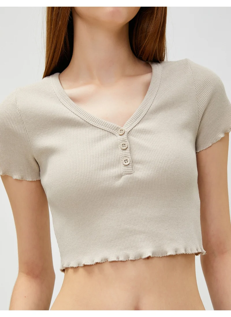 KOTON Crop T-Shirt Short Sleeve Cotton Buttoned V Neck