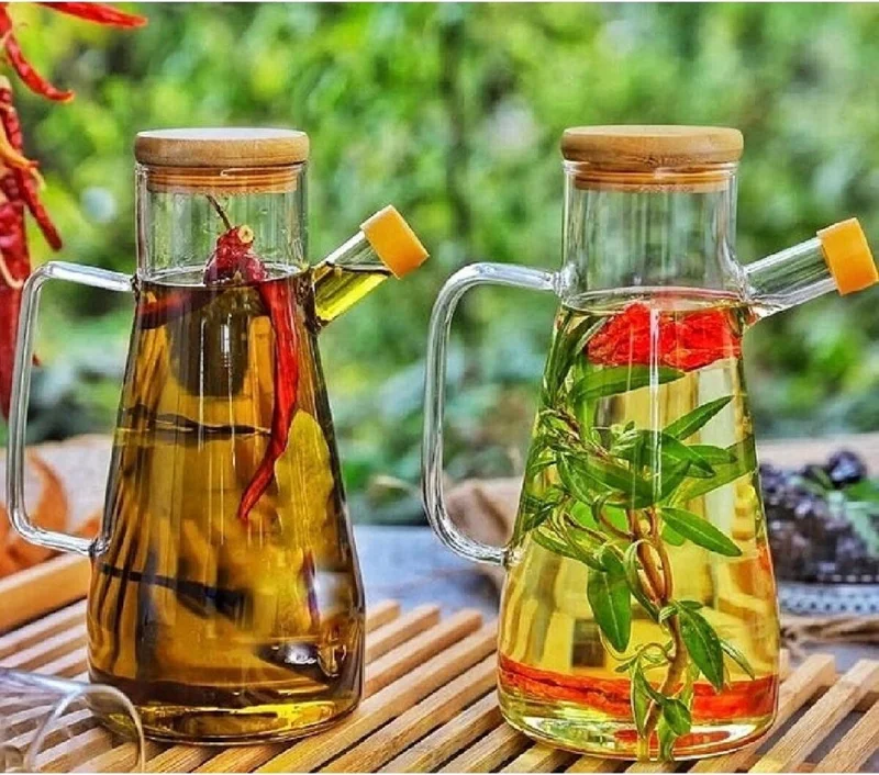 Safestore 900 ml Glass Oil Pot Vinegar Shaker Milk Storage Water Jug with Bamboo Lid