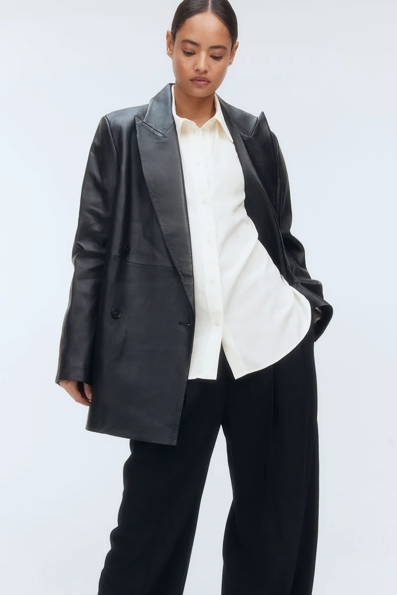 اتش اند ام قميص بحزام ربط لفترة الحمل وبعدها من تشكيلة ماما