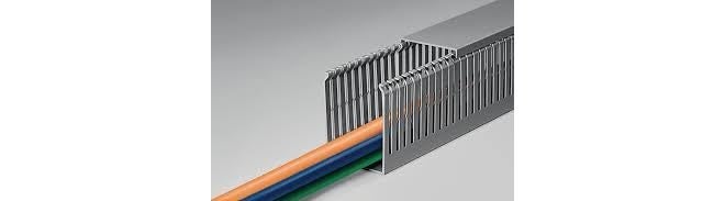 TRUEBOND مدير صينية كابل PVC / قنوات الأسلاك / صينية كابل PVC FRLS نوع 100 سم، الحجم-60 * 40 مم (عبوة من 1) - Image 2