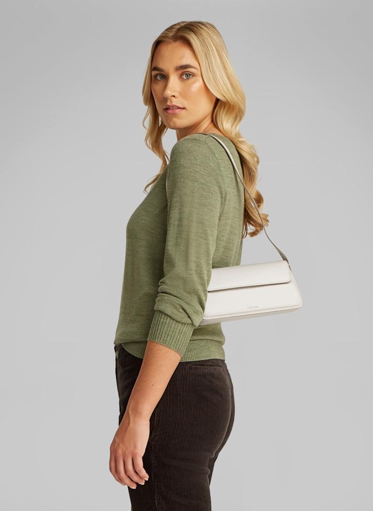 Calvin Klein Jeans BELTED SMALL SHOULDER BAG  - Image 5