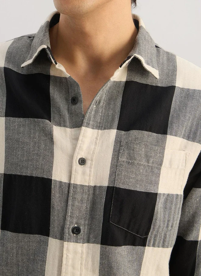 The Souled Store  The Souled Store Men's Regular Fit Checked Black Cotton Linen Shirt  | Best Price UAE