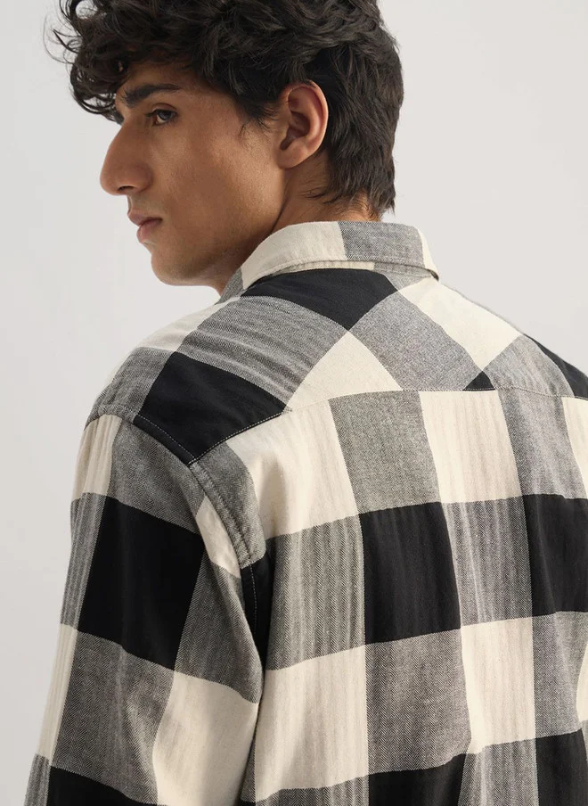 The Souled Store  The Souled Store Men's Regular Fit Checked Black Cotton Linen Shirt  | Best Price UAE