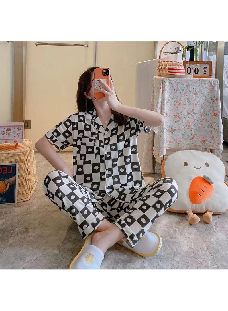 DubaiGallery مجموعة ملابس نوم نسائية عصرية من سلسلة تصميمات كورية لطيفة مصنوعة من القطن الحليبي بأكمام قصيرة وبنطلون بيجاما.