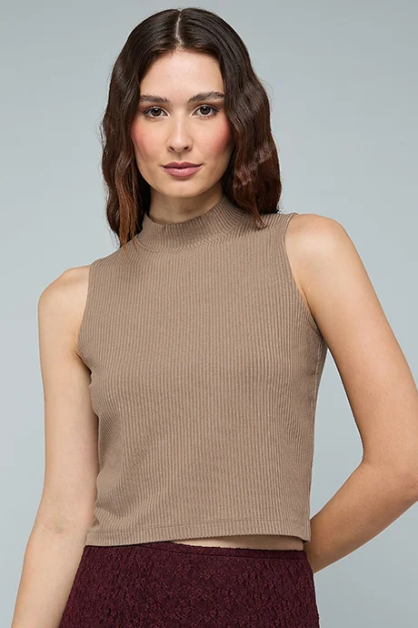 أر أند بي Ribbed Sleeveless Top with High Neck