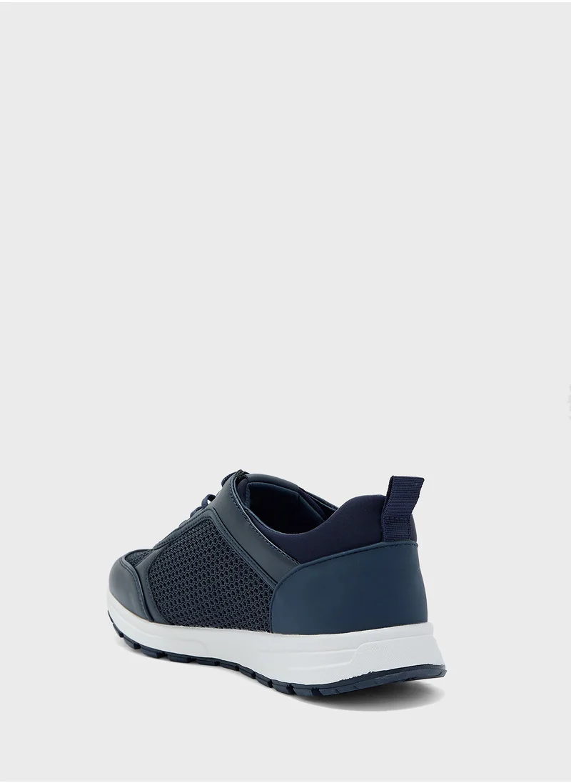 Robert Wood Casual Sneakers