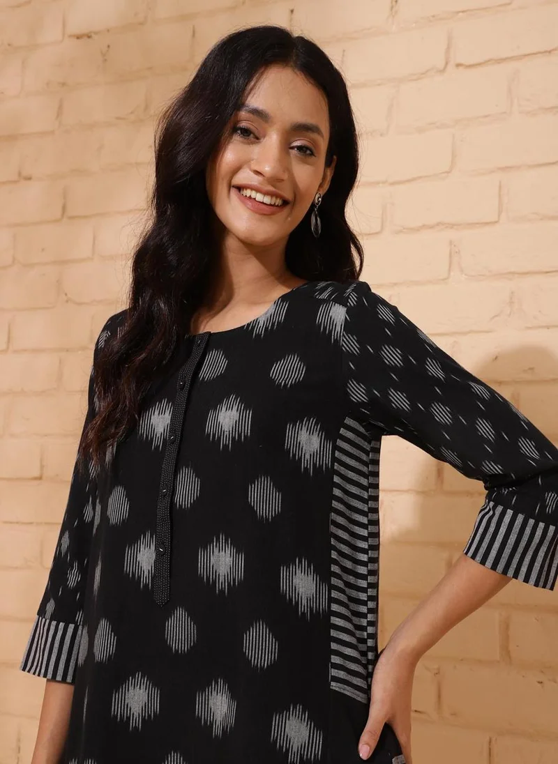 فاب انديا Black Cotton Ikat Woven Long Kurta