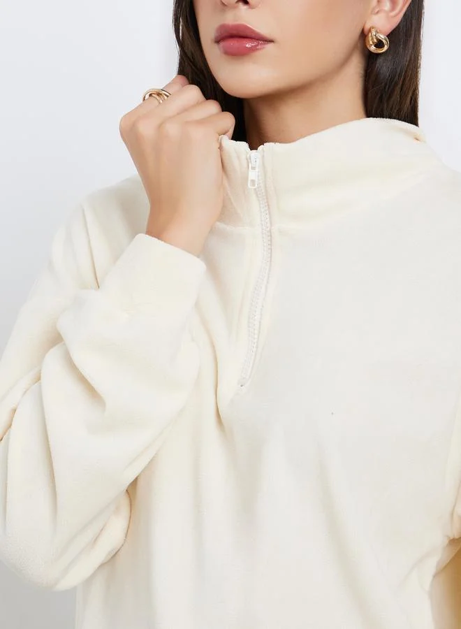 Styli Off White Fleece Sweatshirt and Joggers Co-Ords