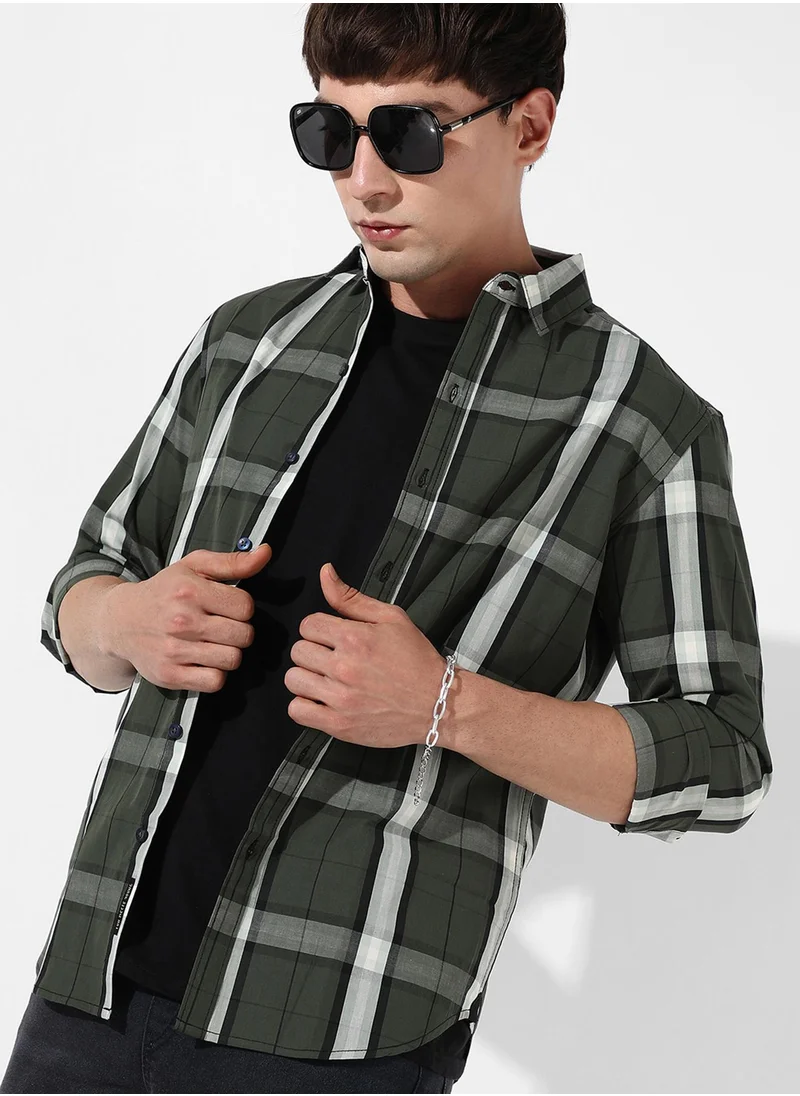 كامبوس سوترا Campus Sutra Men's Tartan Plaid Dark Green Button Up Regular Fit Shirt For Casual Wear | Cotton Spread Collar Shirt Crafted With Regular Sleeve, Comfort Fit & High-Performance For Everyday Wear