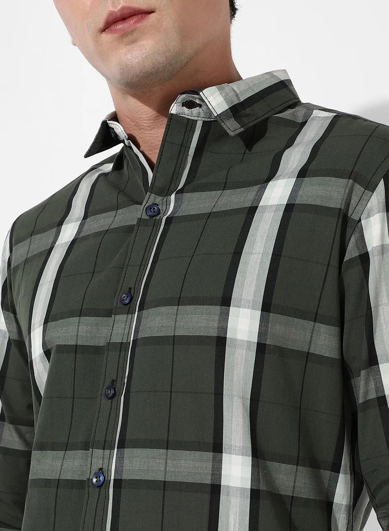 Campus Sutra Campus Sutra Men's Tartan Plaid Dark Green Button Up Regular Fit Shirt For Casual Wear | Cotton Spread Collar Shirt Crafted With Regular Sleeve, Comfort Fit & High-Performance For Everyday Wear