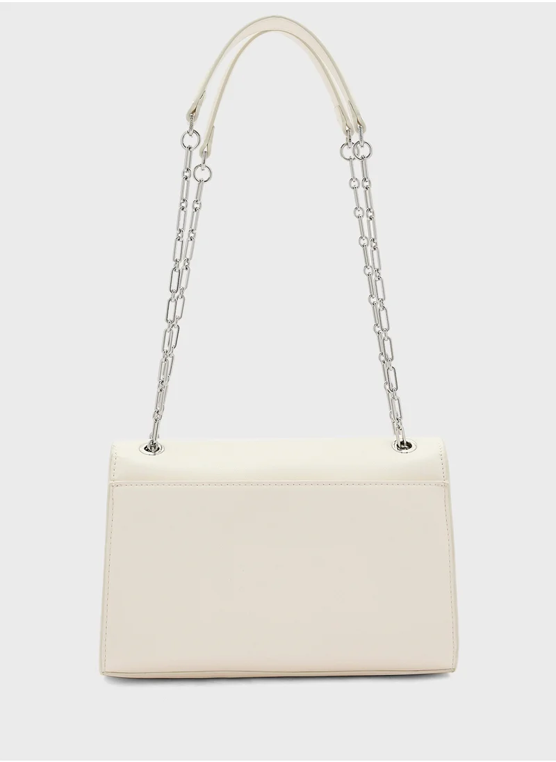 كالفن كلاين Logo Chain Crossbody