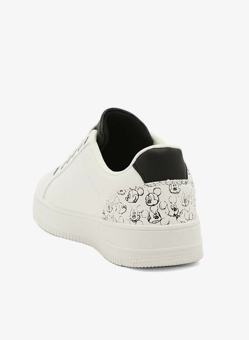 أوربان هول سنيكرز بطبعة ميكي ماوس