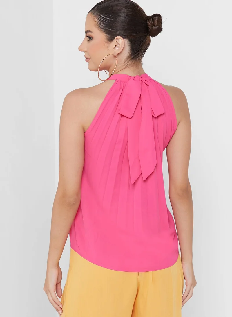 MIZALLE Keyhole Halter Neck Top