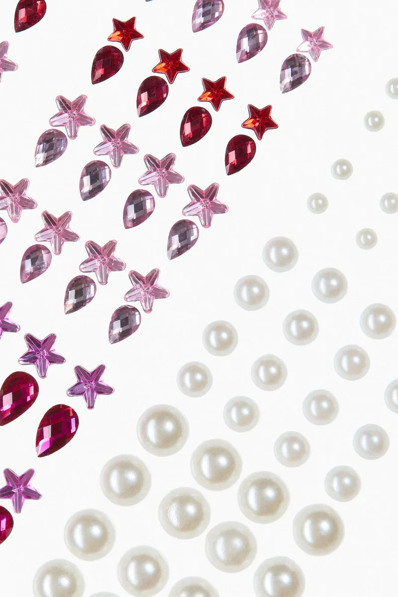 اتش اند ام زخارف زينة للوجه