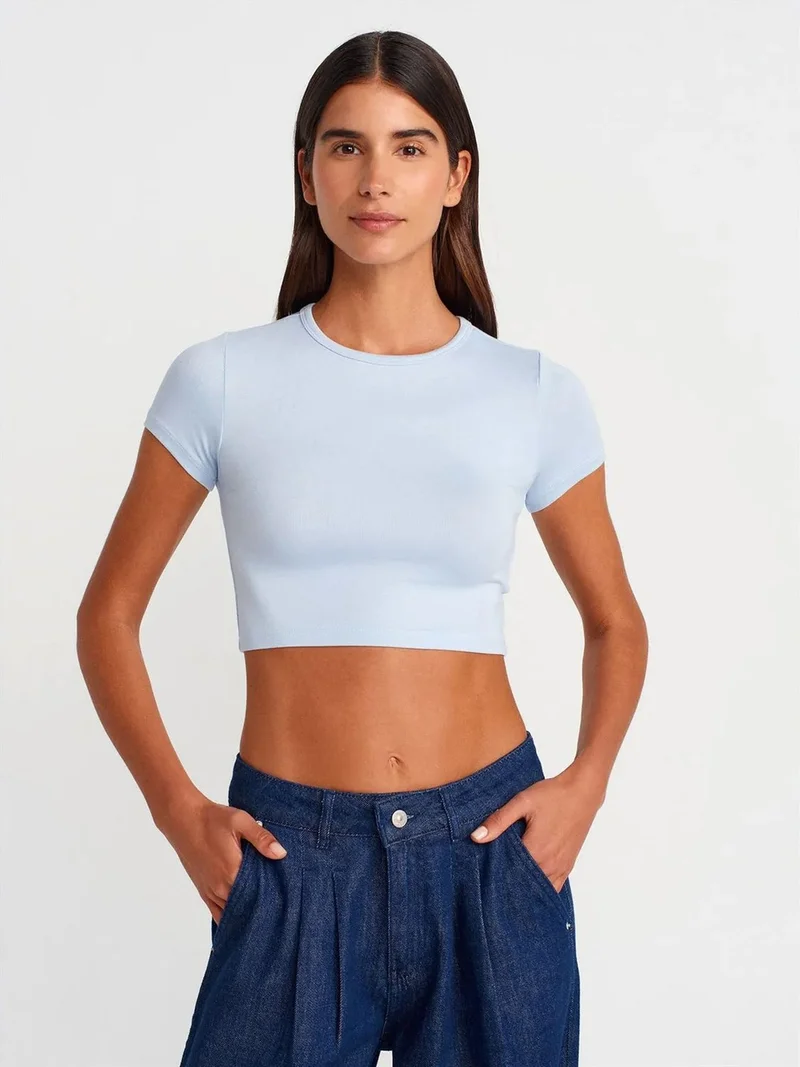 ديلفين DILVIN Women's Crop Slim-Fit Crew Neck T-Shirt