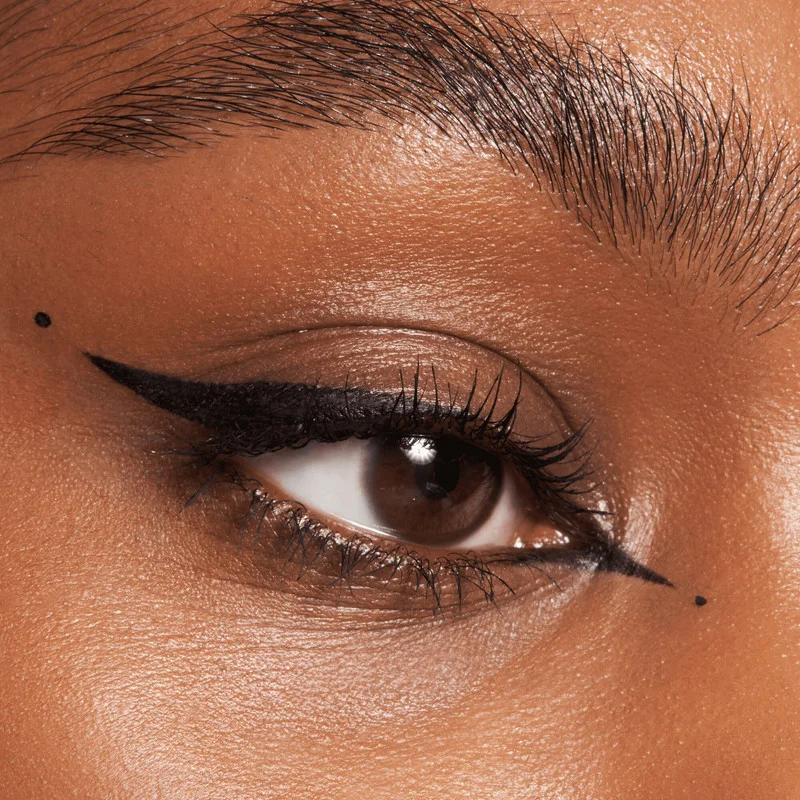 ايسنس Essence Eyeliner Pen Waterproof 01