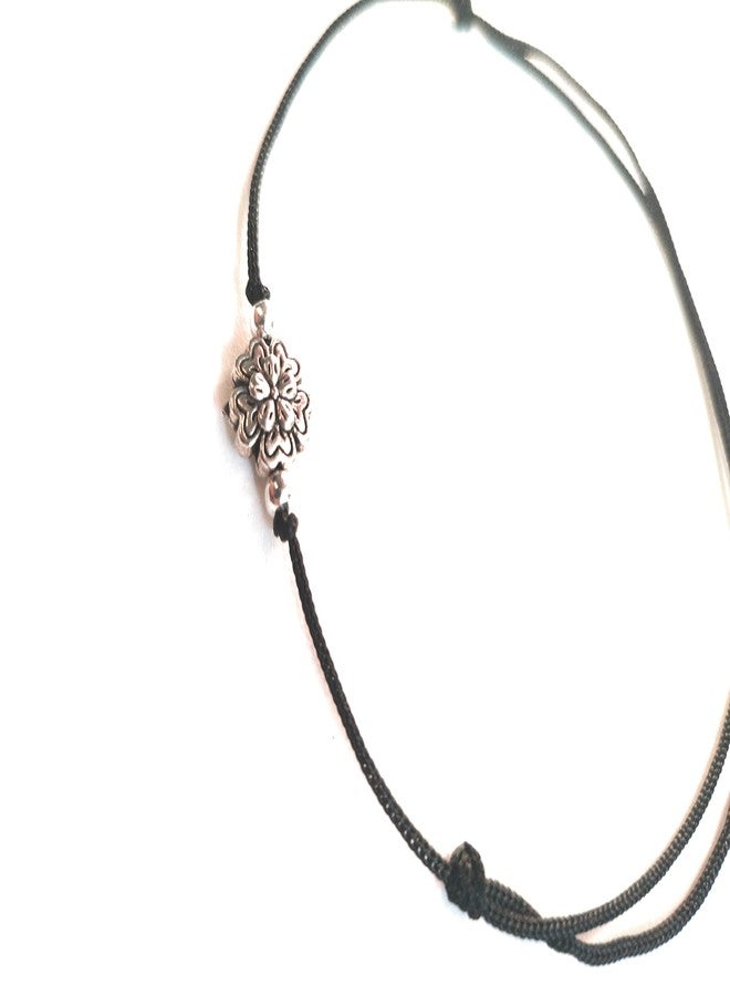 Jyokrish Handmade Adjustable Simple Black Thread twisted Blooming Flower anklet For Women | girls | Nazariya |Payal | Nazar Battu |Free Size |Pack of 2 - Image 3