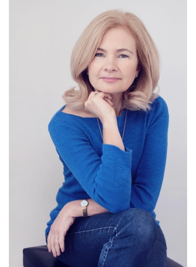 Eva's Holiday - Image 2