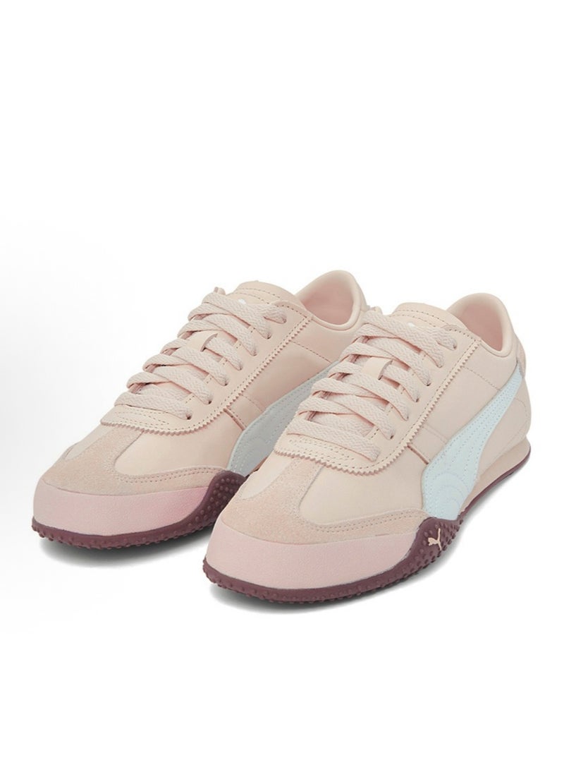 بوما حذاء كاجوال Bella UT باللون البيج والوردي/الأبيض للرجال/النساء/الطلاب - Image 2