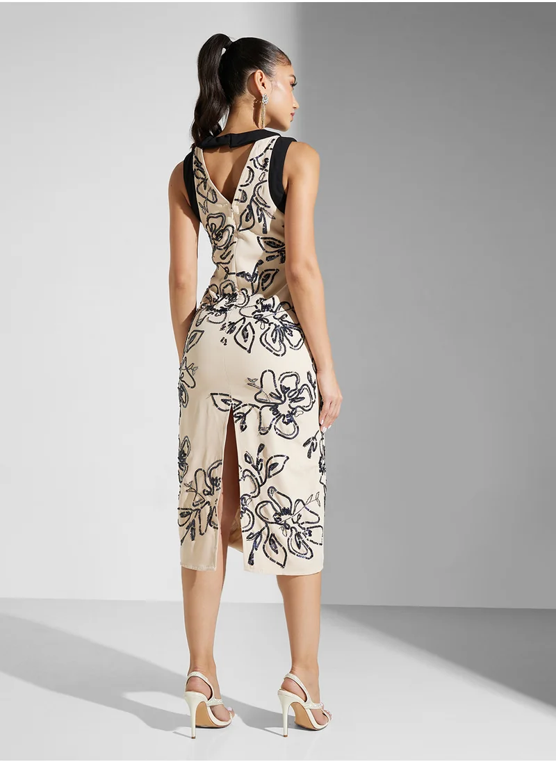 فروك اند فرل Embellished Sleevless Knee Lenth Dress
