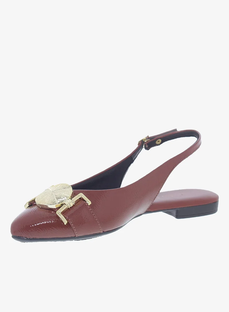 Beira Rio Beira Rio Women’s Flat Sandals with Back Strap – Secure Fit and Lightweight Daily Wear