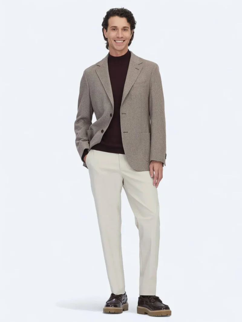 كيب جاكيت من مزيج الصوف بنقشة بنية فاتحة وقصة عصرية