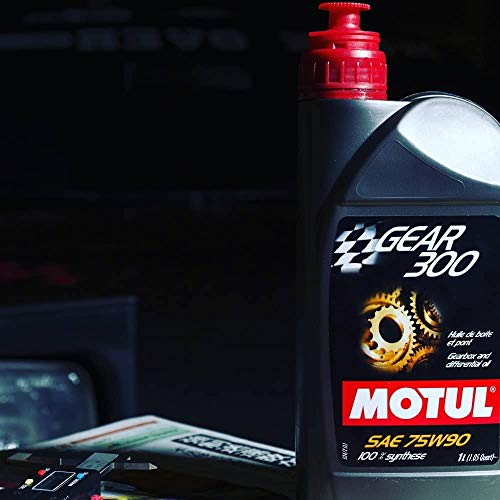 Motul Gear 300 75w90 100 Percent Synthetic Gear Oil 1 Liter (105777) - Image 2