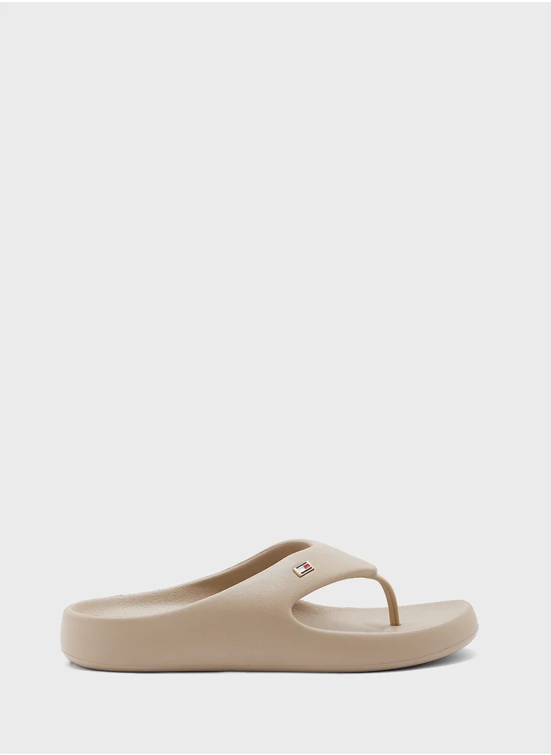 تومي هيلفيغر Comfort Beach Sandals