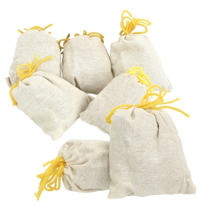 8PACK AROMATIC CEDAR WOOD CLOTHING STORAGE SACHETS 1OUNCE