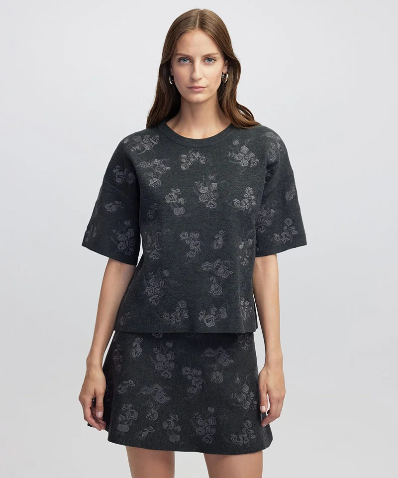 ابيكول Embellished Knit T-Shirt