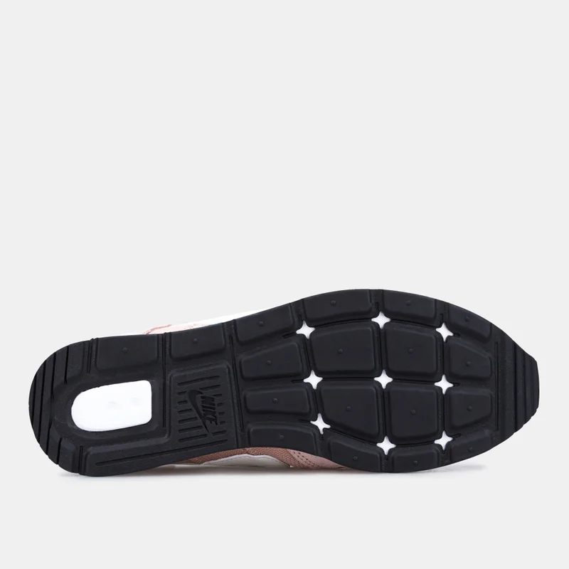 Nike Women's Venture Runner Shoe