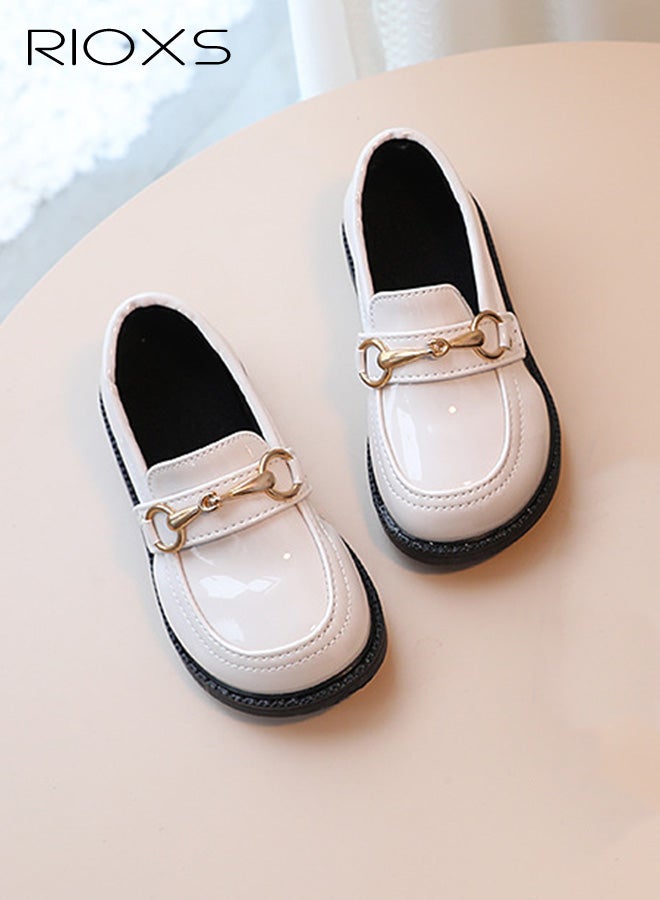 ريوكس حذاء لوفر سميك للبنات، حذاء مسطح من الجلد اللامع سهل الارتداء للأطفال الصغار/الأطفال الصغار، حذاء أوكسفورد كاجوال بسلسلة ومقدمة مستديرة وأحذية رسمية للزي المدرسي لحفلات الزفاف وحفلات التخرج، لون أبيض - Image 2