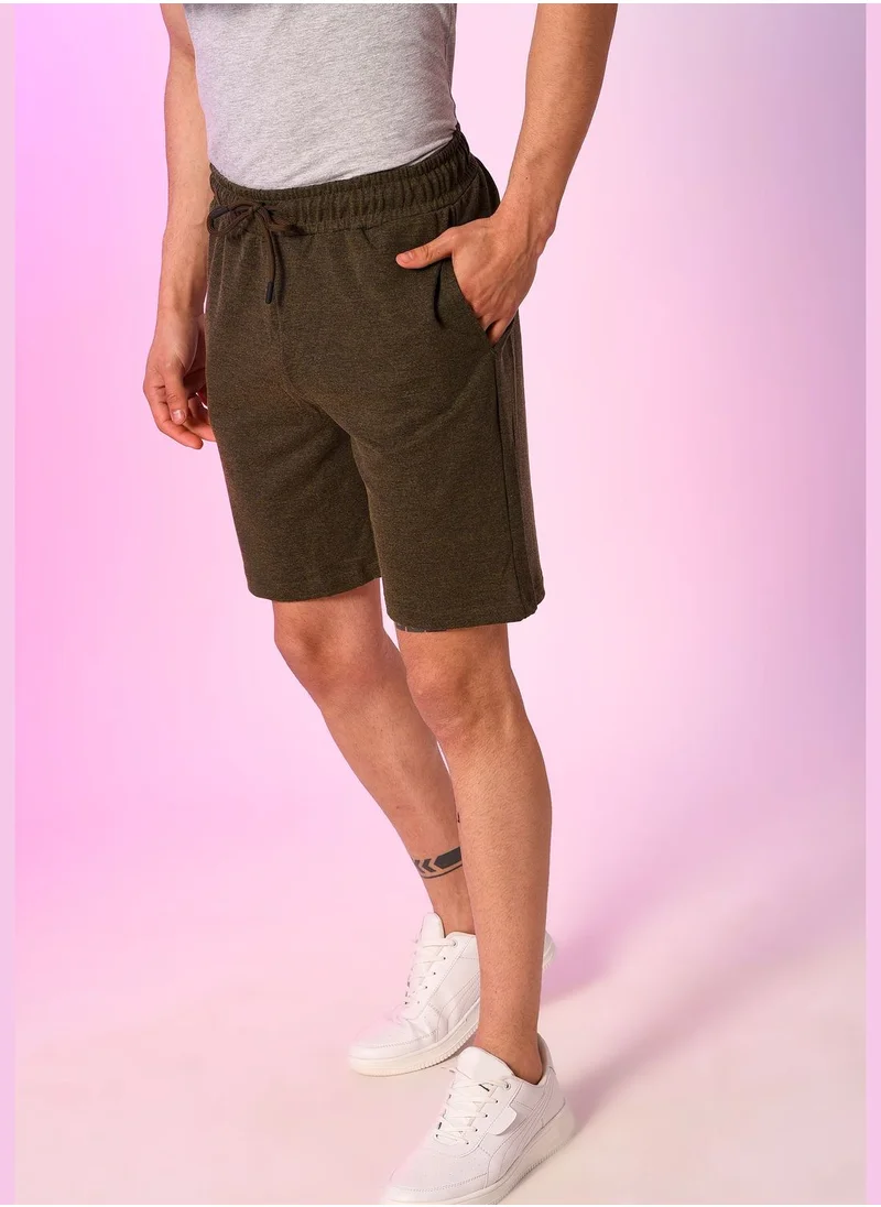 Campus Sutra Elasticated waist shorts