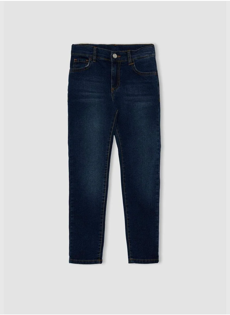 DeFacto Slim Fit Jeans