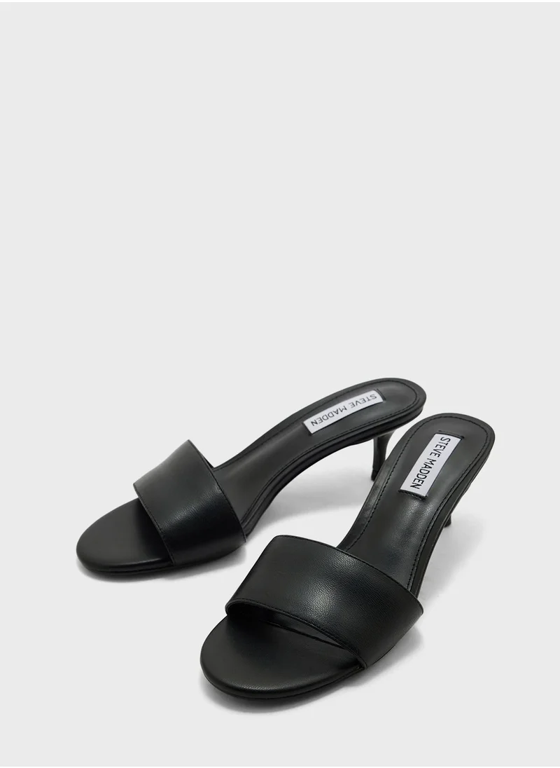 STEVE MADDEN Single Strap Mid Heel Sandals