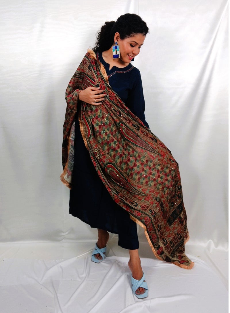 PRIYA’S PANACHE PRIYA'S PANACHE Blue Muslin Straight Kurta Pant Set with Printed Dupatta – Ethnic Festival & Partywear for Women - Image 2