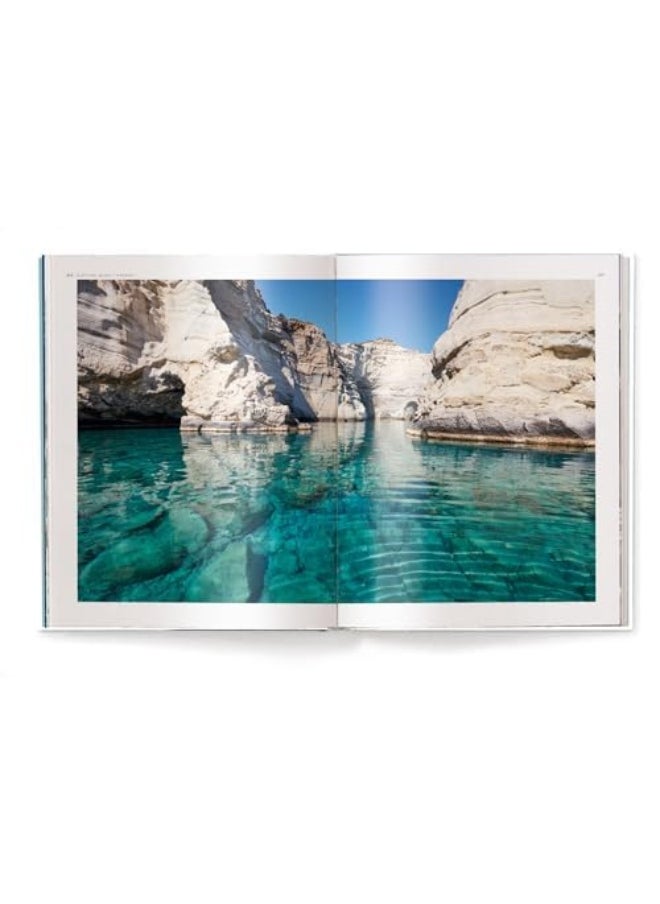 null - The Cyclades: Greek Island Paradise - Image 1