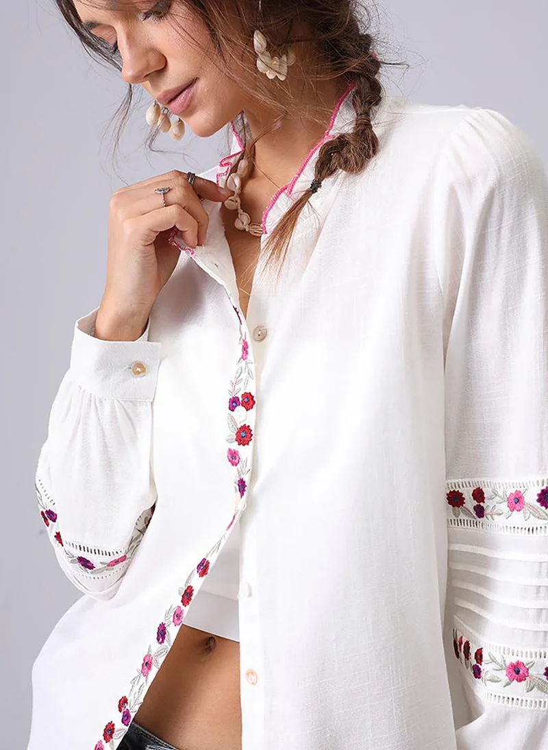 YUNIQEE Off White Band Collar Puff Sleeves Relaxed Fit Shirt
