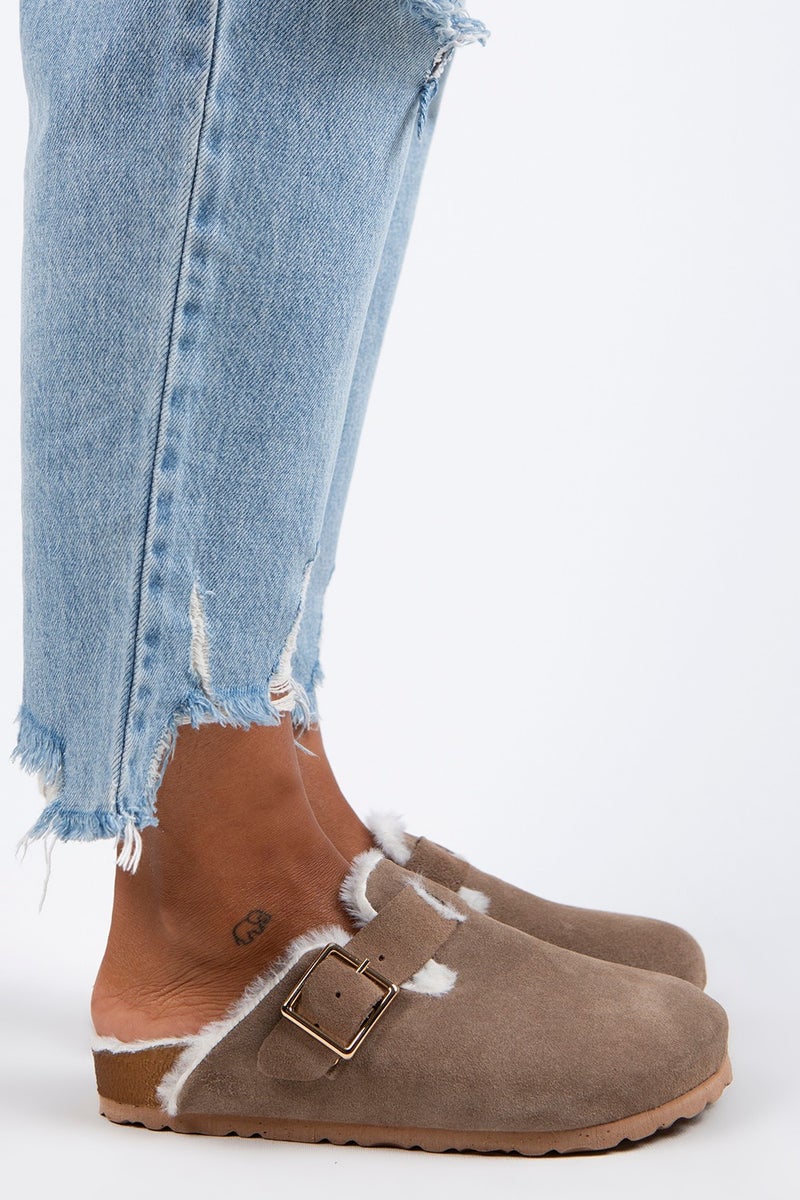 Manijero Manjero Zeta Shearling Women's Genuine Leather Buckle Belted Shearling Mink Suede Slippers  - Image 2