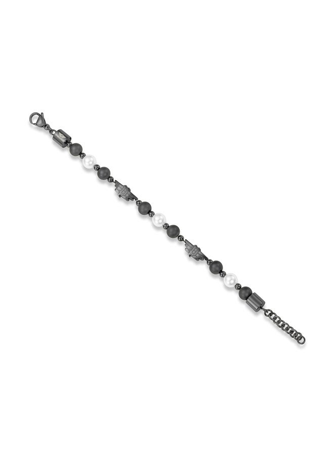 بوليس سوار تعبيري بطلاء رمادي ولآلئ بيضاء ورمادية، شعار  ، تصميم جريء وفاخر - Image 2