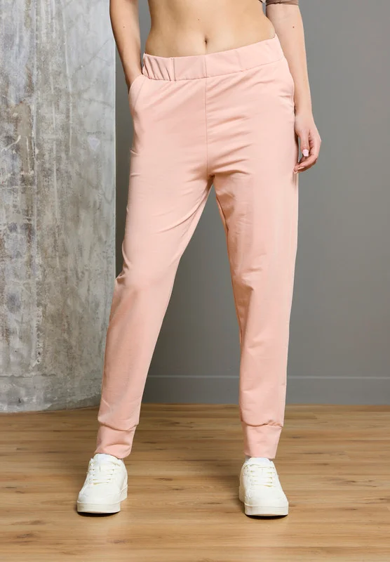 ذوق Tapered Hem Contrast Label Joggers