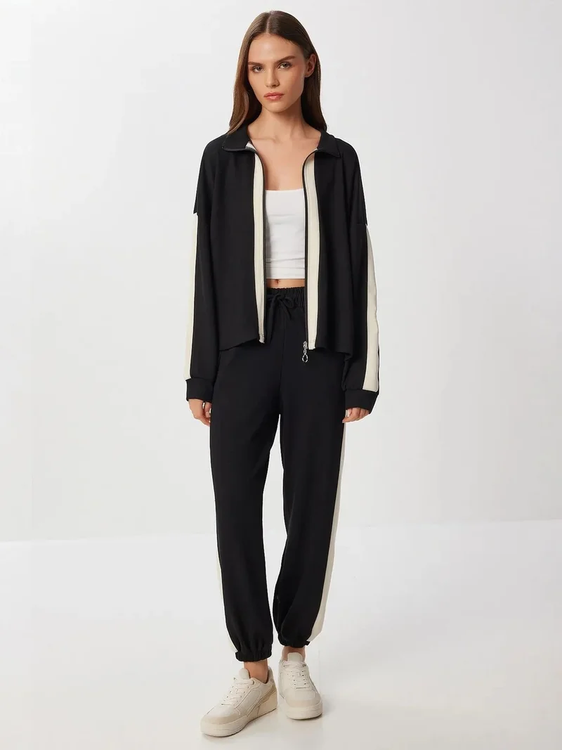 Lovely Istanbul ISTANBUL Contrast Detailed Two-Piece Set with Sweatshirt & Pants