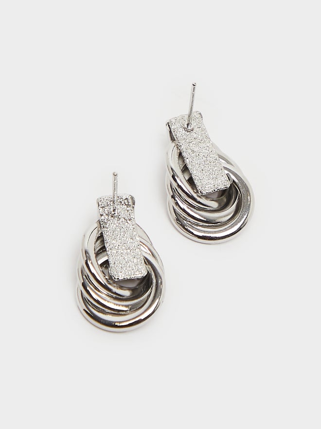 Styli Styli Oval Swirl Stud Earrings  - Image 3