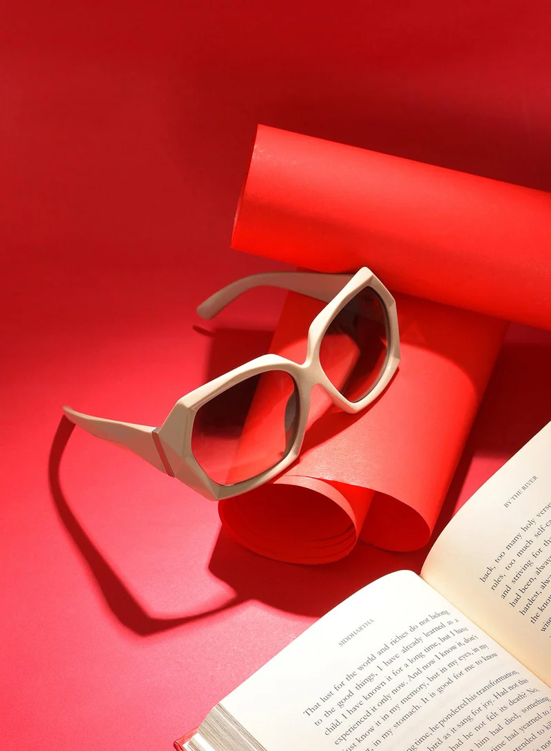 صوص هاوت Purple Lens White Oversized Sunglasses