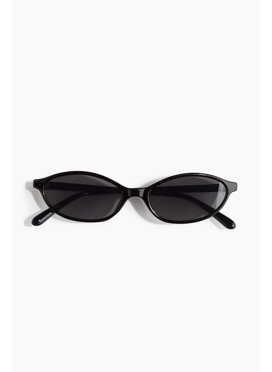 اتش اند ام Oval Sunglasses