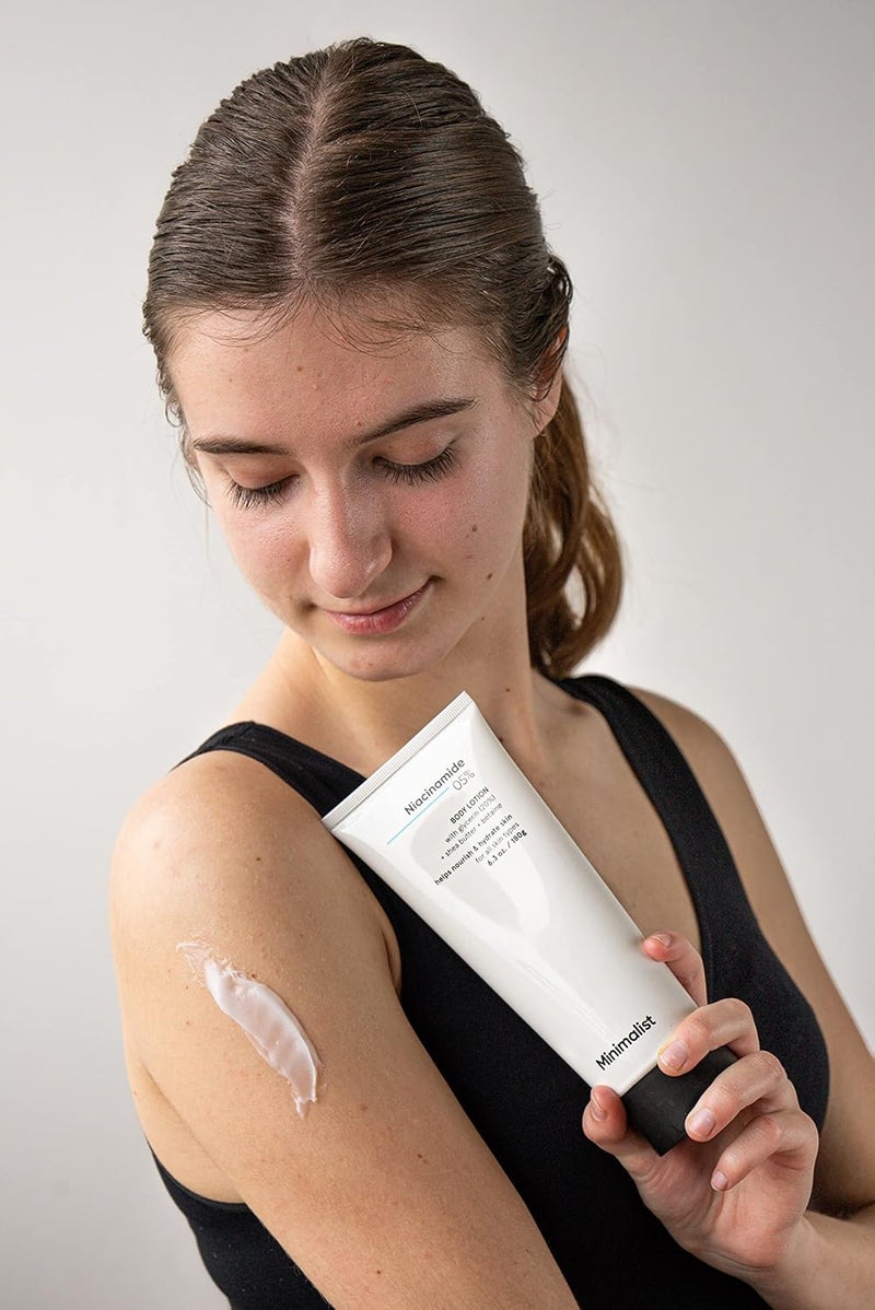 Minimalist Niacinamide 5 Body Lotion  Repairs Skin Barrier  Nourishes With Shea Butter  For Men  women 180 gm - Image 5
