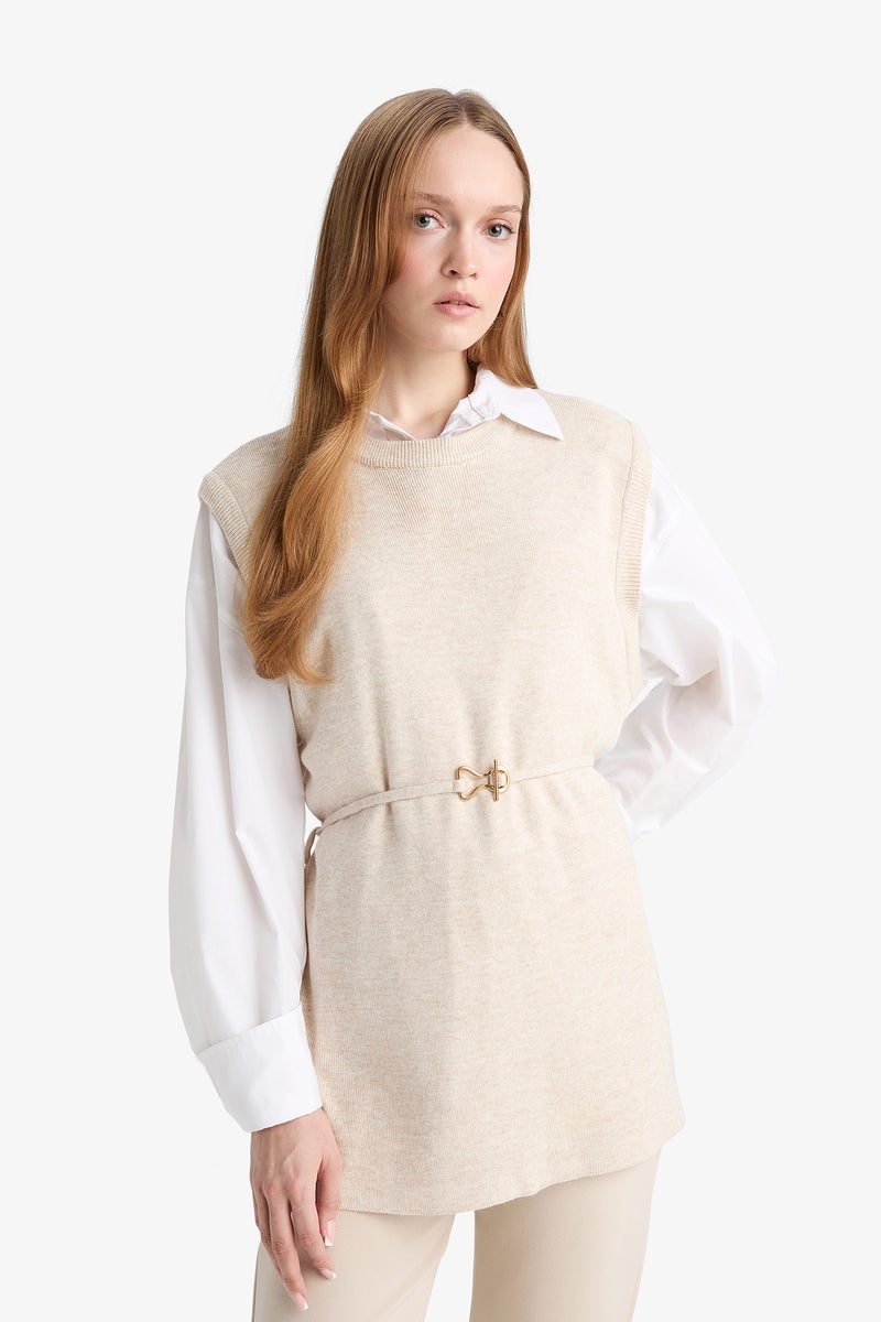 DeFacto Beige Woman Crew Neck Belt Detail Knit Vest Casual - Image 4