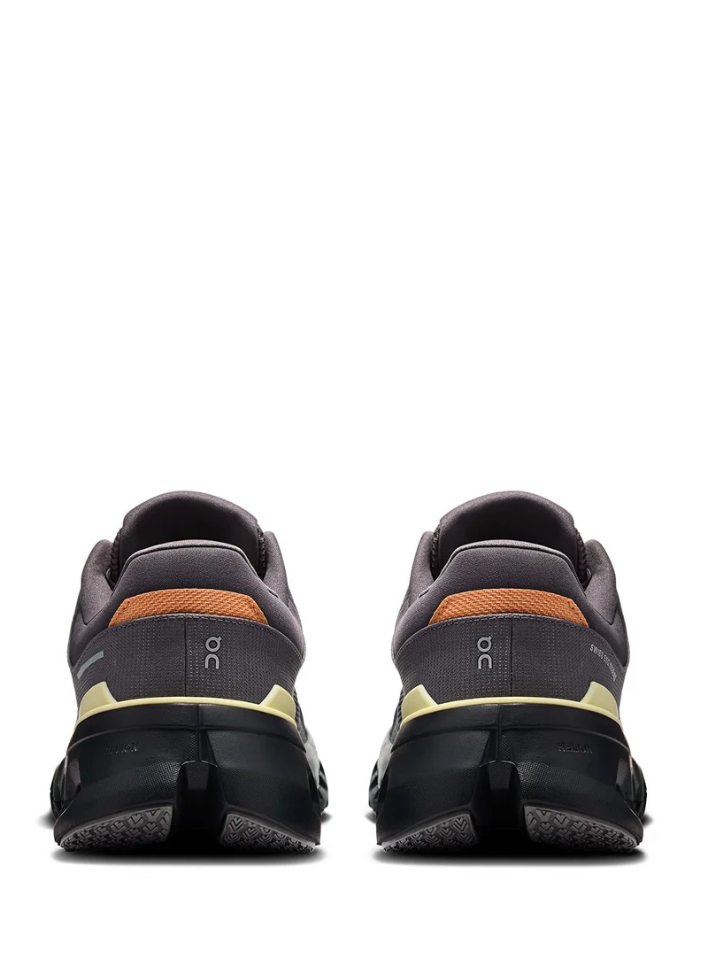 اون راننج Cloudrunner 2