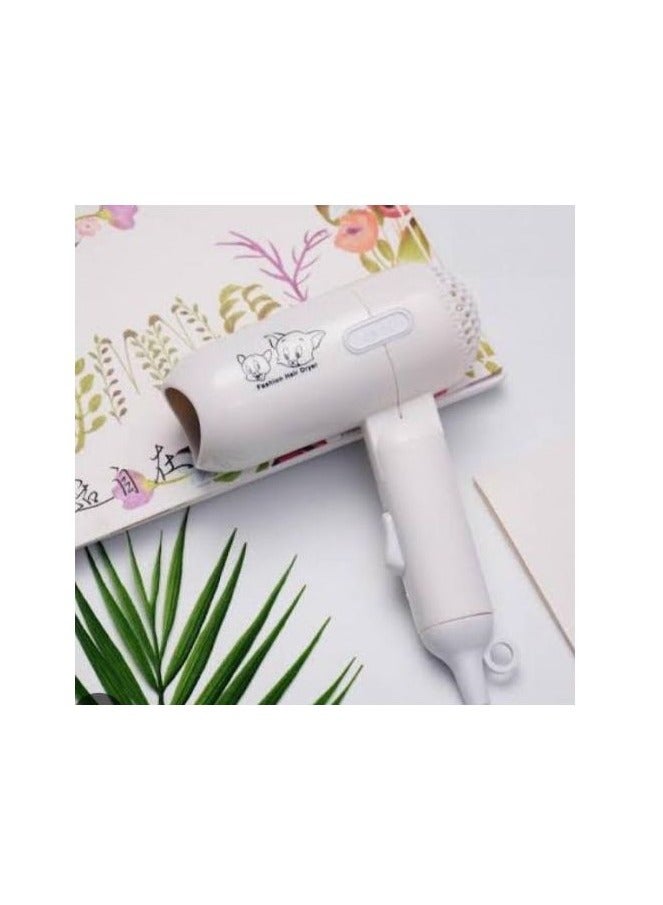Mini white hair dryer for children - Image 4