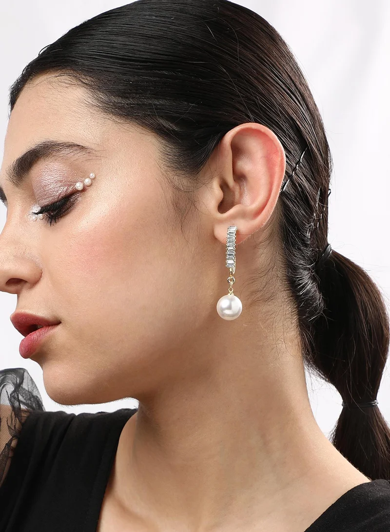 سوهي حلق متدلي من اللؤلؤ المطلي بالفضة